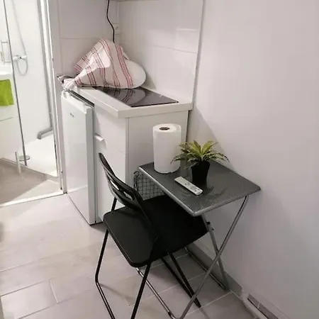 Petit Studio Renove A La Place Comedie Montpellier Exterior foto